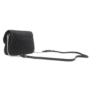 ミュウミュウ MIU MIU マテラッセ ショルダー 5BH126 NERO レザー ショルダーバッグ シルバー金具 黒 ロゴプレート チェーン
