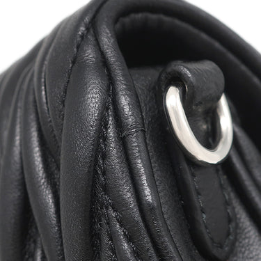 ミュウミュウ MIU MIU マテラッセ ショルダー 5BH126 NERO レザー ショルダーバッグ シルバー金具 黒 ロゴプレート チェーン