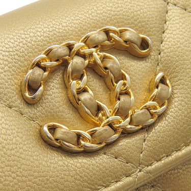 シャネル CHANEL シャネル19 フラップ ウォレット AP1789 ゴールド ラムスキン 三つ折り財布 ゴールド金具 ディズヌフ ココマーク