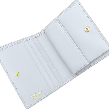 プラダ PRADA フラワー メタルロゴ コンパクトウォレット 1MV204 PERLA レザー 二つ折り財布 ゴールド金具 ソフトカーフ キルティング