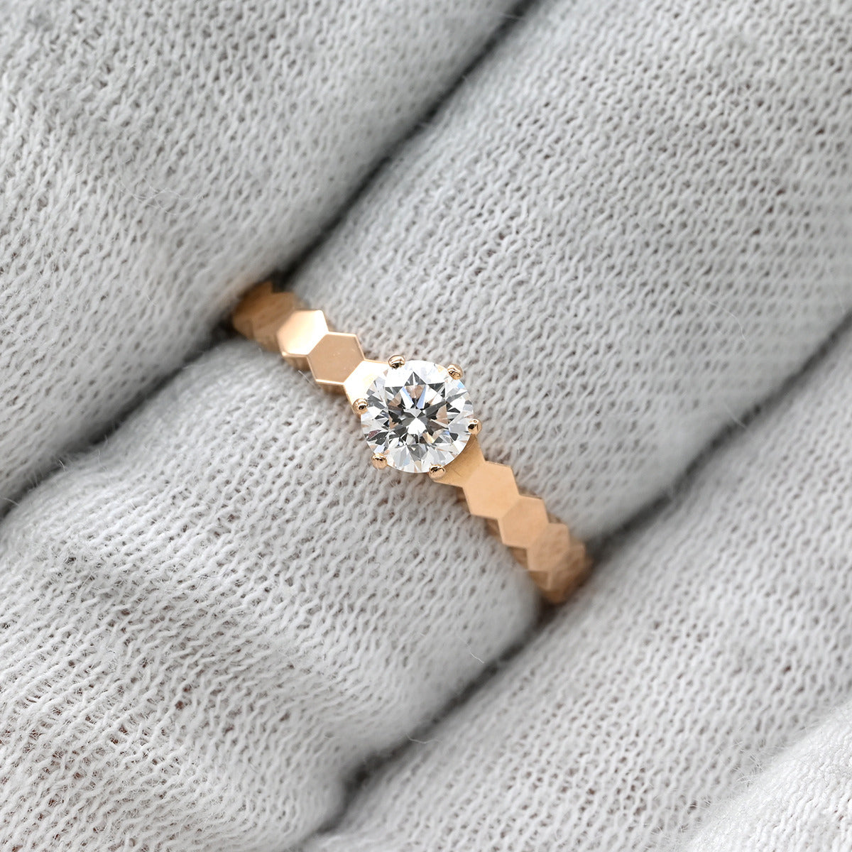 ショーメ CHAUMET ビー ドゥ ショーメ ソリテール ダイヤ J4NG00