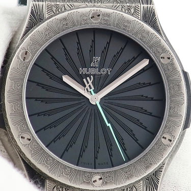 腕時計 ウブロ HUBLOT クラシック フュージョン チタニウム ワイルドカスタムズ 511.NX.1110.VR.PIC19 自動巻き メンズ 黒 限定