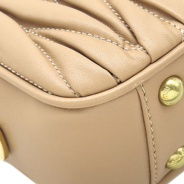 ミュウミュウ Miu Miu アルカディ マテラッセ レザー バッグ スモール サンドベージュ レザー 2WAYバッグ ゴールド金具 ミラーケース欠品