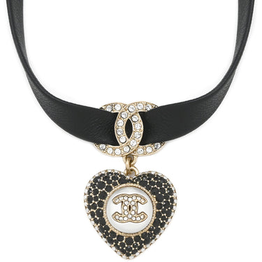 シャネル CHANEL ココマーク ハート レザーチョーカー ホワイト×ブラック GP フェイクパール ラインストーン カラーストーン レザー ネックレス ゴールド金具 フェイクパール 色石 白 黒