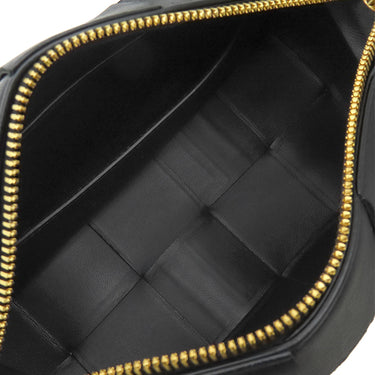 ボッテガヴェネタ BOTTEGA VENETA スモール ブリック カセットバッグ ブラック レザー ショルダーバッグ ゴールド金具 黒