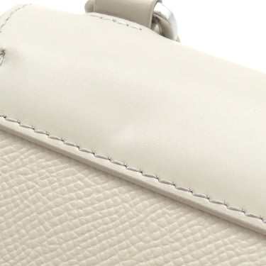 メゾン マルタン マルジェラ MAISON MARTIN MARGIELA スナッチト アシンメトリック マイクロ SB1WD0013 ライトグレー レザー グレイニーレザー 2WAYバッグ シルバー金具 白