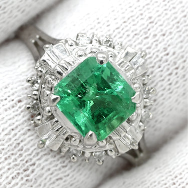 ノンブランド NON BRAND エメラルド 1.00ct ダイヤモンド グリーン×プラチナシルバー Pt900 エメラルド ダイヤモンド リング 指輪 緑 エメラルドカット プラチナ900 17.5号