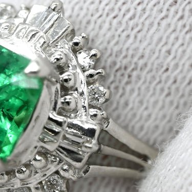 ノンブランド NON BRAND エメラルド 1.00ct ダイヤモンド グリーン×プラチナシルバー Pt900 エメラルド ダイヤモンド リング 指輪 緑 エメラルドカット プラチナ900 17.5号