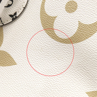 ルイヴィトン LOUIS VUITTON オンザゴーGM M44571 ホワイト×カーキ レザー モノグラムジャイアントキャンバス トートバッグ ゴールド金具 白 緑 ベージュ ショルダー