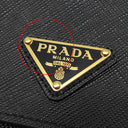 プラダ PRADA サフィアーノ ミニ バッグ 1NF059 ブラック レザー ショルダーバッグ ゴールド金具 黒 トライアングルロゴ