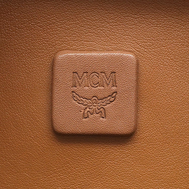 エムシーエム MCM Stark サイドスタッズ バックパック ヴィセトス MMK65VE38BK001 ブラック PVC レザー リュック・デイパック ガンメタル金具 黒
