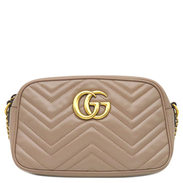 グッチ GUCCI GGマーモント スモール カメラバッグ 447632 ピンクベージュ レザー シェブロンキルティングレザー ショルダーバッグ マットゴールド金具 キルティング ショルダー
