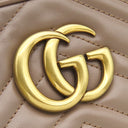 グッチ GUCCI GGマーモント スモール カメラバッグ 447632 ピンクベージュ レザー シェブロンキルティングレザー ショルダーバッグ マットゴールド金具 キルティング ショルダー