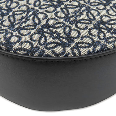 ロエベ LOEWE ルナ アナグラム バッグ A923PM1X02 ネイビー×ブラック カーフ ジャガード ショルダーバッグ ゴールド金具 紺 黒 肩掛け