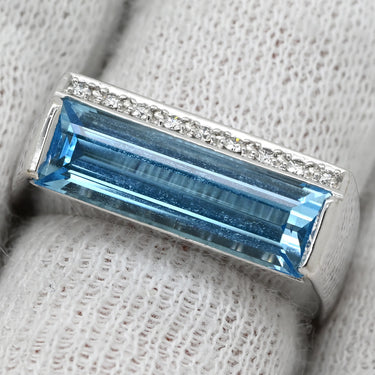 タサキ TASAKI ブルートパーズ ダイヤモンド ライトブルー×ホワイトゴールド K18WG ブルートパーズ ダイヤモンド リング 指輪 TASAKI Au750 18K 水色 スクエア バケットカット 12号