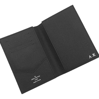ルイヴィトン LOUIS VUITTON クーヴェルテュール パスポール NM N64411 ダミエグラフィット レザー ダミエグラフィットキャンバス パスポートケース イニシャル刻印あり