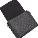 ルイヴィトン LOUIS VUITTON ディストリクト PM NV3 M46255 モノグラムエクリプス モノグラムエクリプス ショルダーバッグ シルバー金具 黒