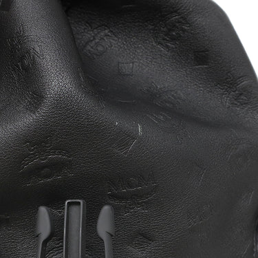 エムシーエム MCM ヴィセトス バックパック ブラック レザー リュック・デイパック シルバー金具 黒 エンボス 型押し ロゴ 総柄