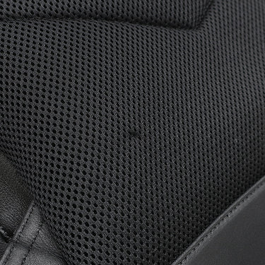 エムシーエム MCM ヴィセトス バックパック ブラック レザー リュック・デイパック シルバー金具 黒 エンボス 型押し ロゴ 総柄