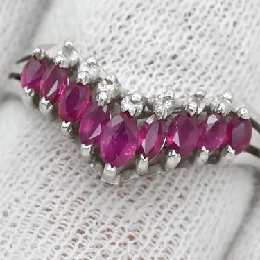 ノンブランド NON BRAND ルビー ダイヤモンド 0.68ct デザインリング プラチナシルバー Pt900 ルビー ダイヤモンド リング 指輪 プラチナ900 V字 Vライン マーキスカット 12号