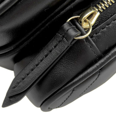 グッチ GUCCI GGマーモント 795228 ブラック レザー ショルダーバッグ シャンパンゴールド金具 チェーンショルダー 黒