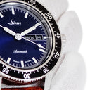 腕時計 ジン SINN パイロット ウォッチ 104.ST.SA.IB 自動巻き メンズ ブルー 青 サンレイ デイデイト 回転ベゼル バー