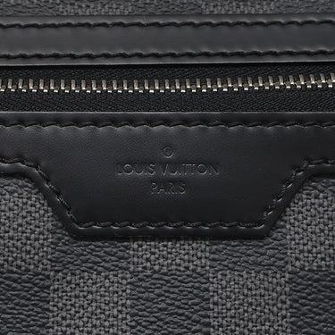 ルイヴィトン LOUIS VUITTON ミカエル N58024 ダミエグラフィット ダミエグラフィットキャンバス リュック・デイパック シルバー金具 黒 グレー