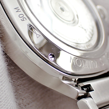 腕時計 ルイヴィトン LOUIS VUITTON ヴォヤジャー GMT Q7D311 自動巻き メンズ シルバー サンレイ 水色 バー シースルーバック