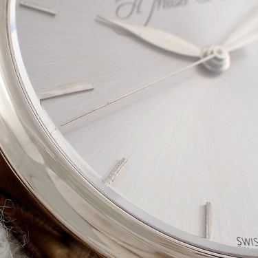 腕時計 H.モーザー H. MOSER & CIE. モナード 343.505-012 手巻き メンズ K18WG無垢 シルバー グレー サンレイ シースルーバック