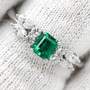 ミキモト MIKIMOTO エメラルド ダイヤモンド グリーン×プラチナシルバー Pt950 エメラルド ダイヤモンド リング 指輪 MIKIMOTO プラチナ Pt950 エメラルドカット スクエア 11号