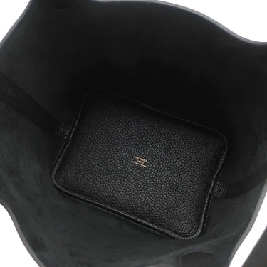エルメス HERMES ピコタンロック 18 PM ブラック トリヨンクレマンス ハンドバッグ ゴールド金具 新品 未使用 黒 2026年製