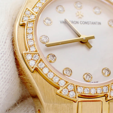 腕時計 ヴァシュロン・コンスタンタン VACHERON CONSTANTIN オーヴァーシーズ 16550/423J-8885 クオーツ レディース K18YG無垢 純正ダイヤ シェル