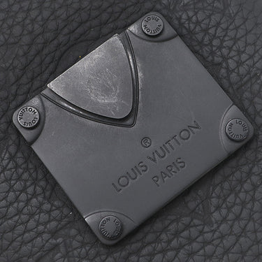 ルイヴィトン LOUIS VUITTON Sロック ヴェルティカル ウェアラブル ウォレット M81524 ノワール レザー トリヨンレザー ショルダーバッグ マットブラック金具 黒