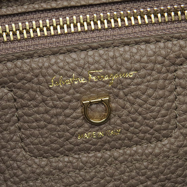 サルヴァトーレ・フェラガモ Salvatore Ferragamo エイミー 21F478 キャラウェイシード レザー 2WAYバッグ ゴールド金具 グレージュ AMY ガンチーニ
