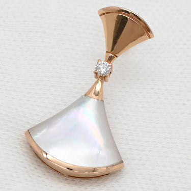 ブルガリ BVLGARI ディーヴァ ドリーム 350740 ホワイト×ピンクゴールド K18PG ダイヤモンド マザーオブパール ピアス 白 18K 750PG 18金 1Pダイヤ