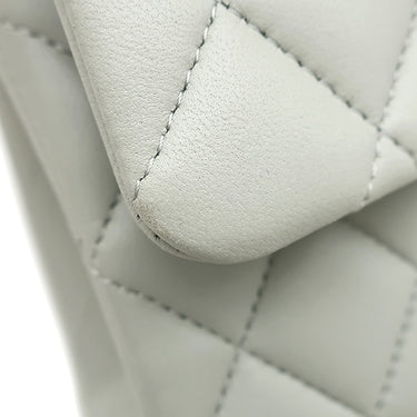 シャネル CHANEL マトラッセ Wフラップ チェーンショルダー ライトグレー ラムスキン ショルダーバッグ シャンパンゴールド金具 ブルーグレー ココマーク