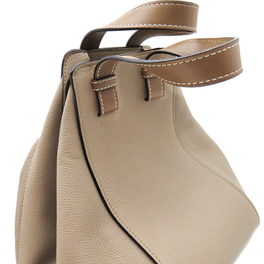 ロエベ LOEWE ハンモック ドローストリング スモール サンド レザー ソフトカーフスキン 2WAYバッグ ゴールド金具 グレージュ 茶 ハンドバッグ ショルダー