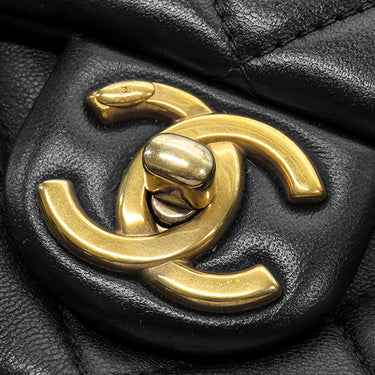 シャネル CHANEL マトラッセ 20 チェーンショルダー AS4231 ブラック カーフ ショルダーバッグ ゴールド金具 ココマーク