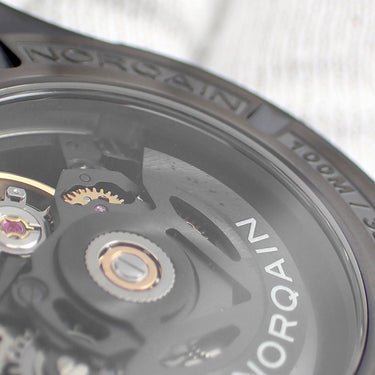 腕時計 ノルケイン NORQAIN インディペンデンス スケルトン 40MM N3008.07B01.G01.R01 自動巻き メンズ 未使用 ブラック DLC加工