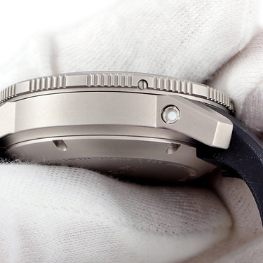 腕時計 ジン SINN クロノグラフ ミッションタイマー 506.EZM1.1 自動巻き メンズ メーカーOH済 ブラック 回転ベゼル デイト 限定