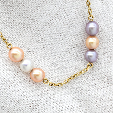 タサキ TASAKI パール ステーション 3カラー×イエローゴールド K18YG パール ブレスレット TASAKI Au750 18K 18金 真珠 ピンク グレー 白 3カラー