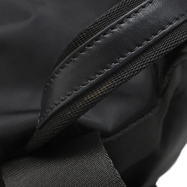 ジバンシイ GIVENCHY LIGHT 3 バッグパック ブラック×イエロー×ホワイト ナイロン レザー ポリアミド リュック・デイパック シルバー金具 黒 ロゴ イナズマ 折りたたみ式 パッカウェイ