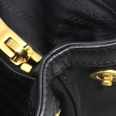 プラダ PRADA ロゴプレート 2WAY バッグ NERO ナイロン レザー 2WAYバッグ ゴールド金具 黒 ハンドバッグ ショルダー テスート
