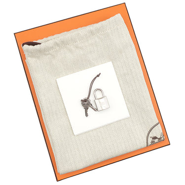 エルメス HERMES ピコタンロック 18 PM ベトン トリヨンクレマンス ハンドバッグ シルバー金具 オフホワイト 2024年製