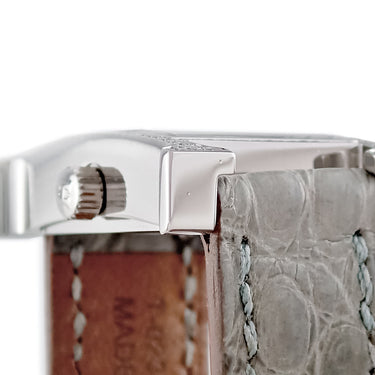 腕時計 エルメス HERMES Hウォッチ ミニ TPM HH1.132 W057239WW00 クオーツ レディース 純正ダイヤ ホワイト シェル スクエア