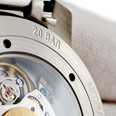 腕時計 ジン SINN 104 St Sa I 104.010 自動巻き メンズ ブラック 黒 バー 回転ベゼル デイデイト パイロットウォッチ