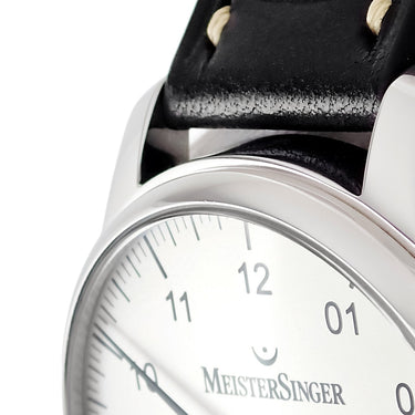 腕時計 マイスタージンガー MEISTER SINGER ナンバースリー No.03 自動巻き メンズ シングルハンド シルバー アラビア シースルーバック