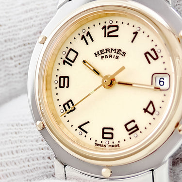 腕時計 エルメス HERMES クリッパー CL4.220 クオーツ レディース ベージュ クリーム デイト アラビア Hマークブレス