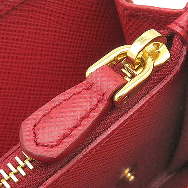 プラダ PRADA トライアングル ロゴ 1MH132 FUOCO レザー サフィアーノレザー 長財布 ゴールド金具 赤 フォーコ 二つ折り 三角ロゴ