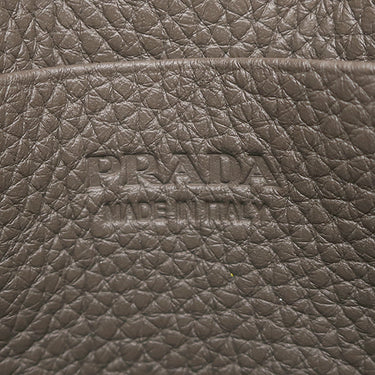プラダ PRADA レザー スマートフォンケース 2ZH195 バンブー レザー ヴィッテロ ダイノ ショルダーバッグ シルバー金具 三角ロゴ ショルダー ポシェット